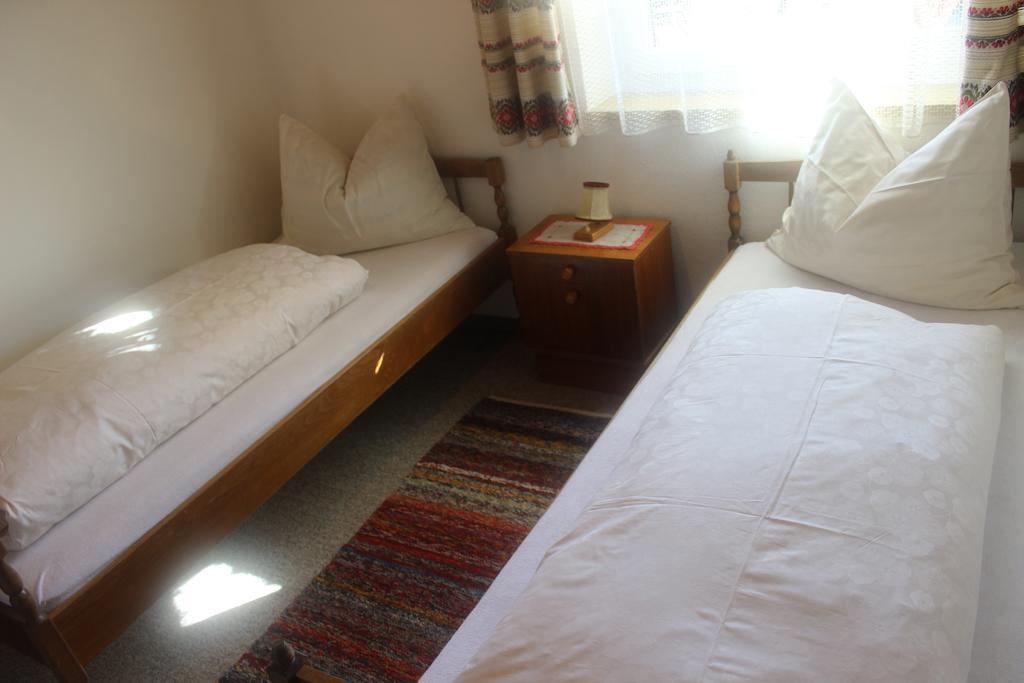 Ferienwohnung Haus Bergblick Bad Kleinkirchheim Zimmer foto