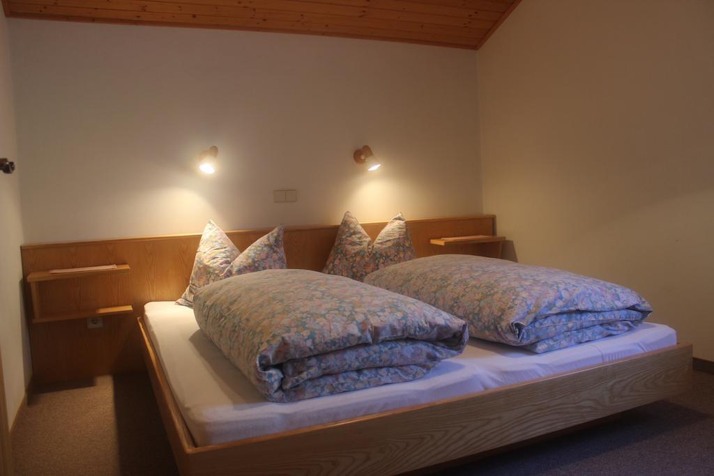 Ferienwohnung Haus Bergblick Bad Kleinkirchheim Zimmer foto